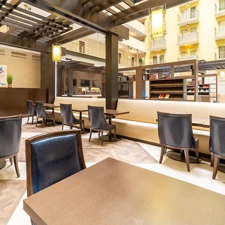 Doubletree Suites By Hilton At The Battery Atlanta Smyrna Ngoại thất bức ảnh