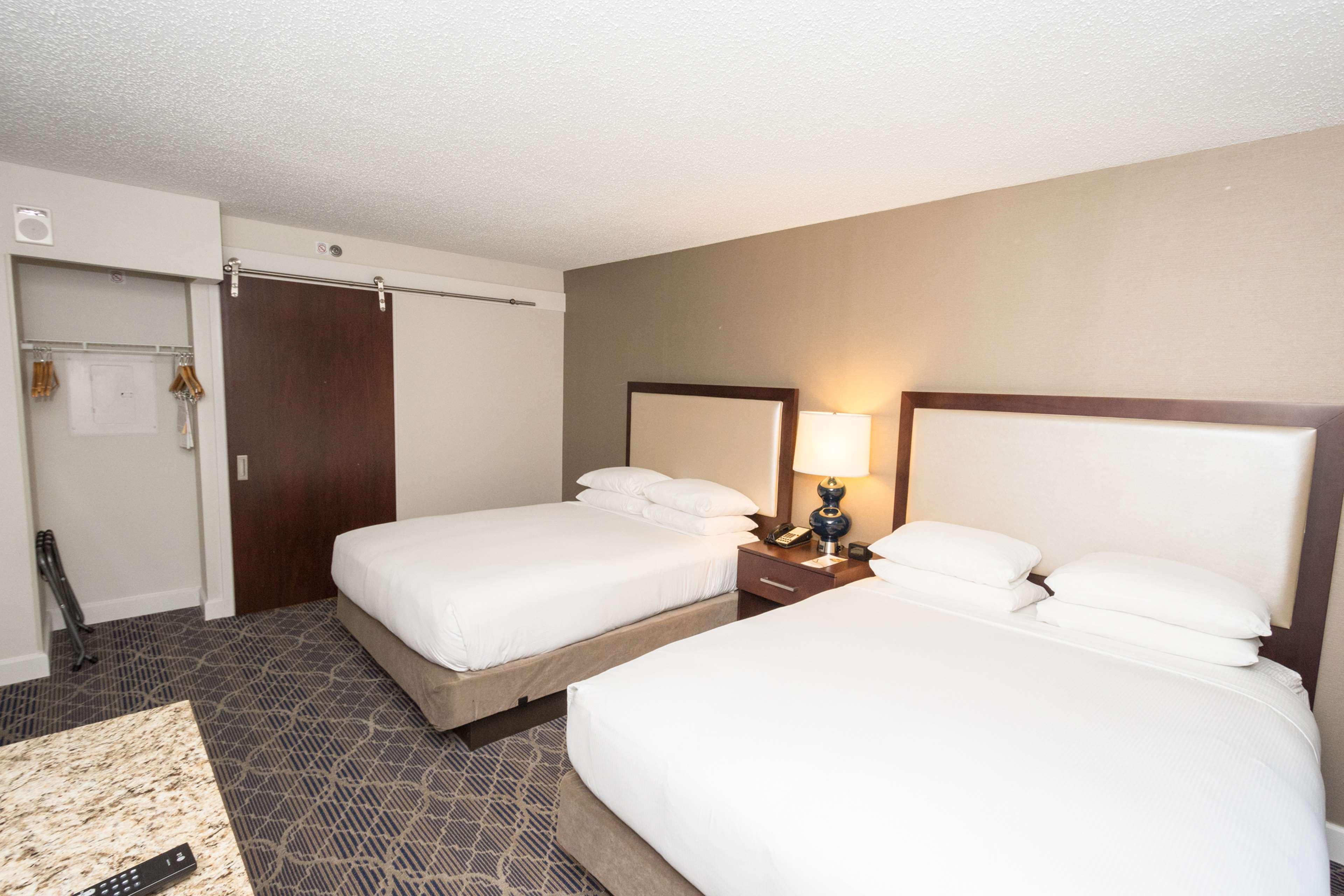 Doubletree Suites By Hilton At The Battery Atlanta Smyrna Ngoại thất bức ảnh