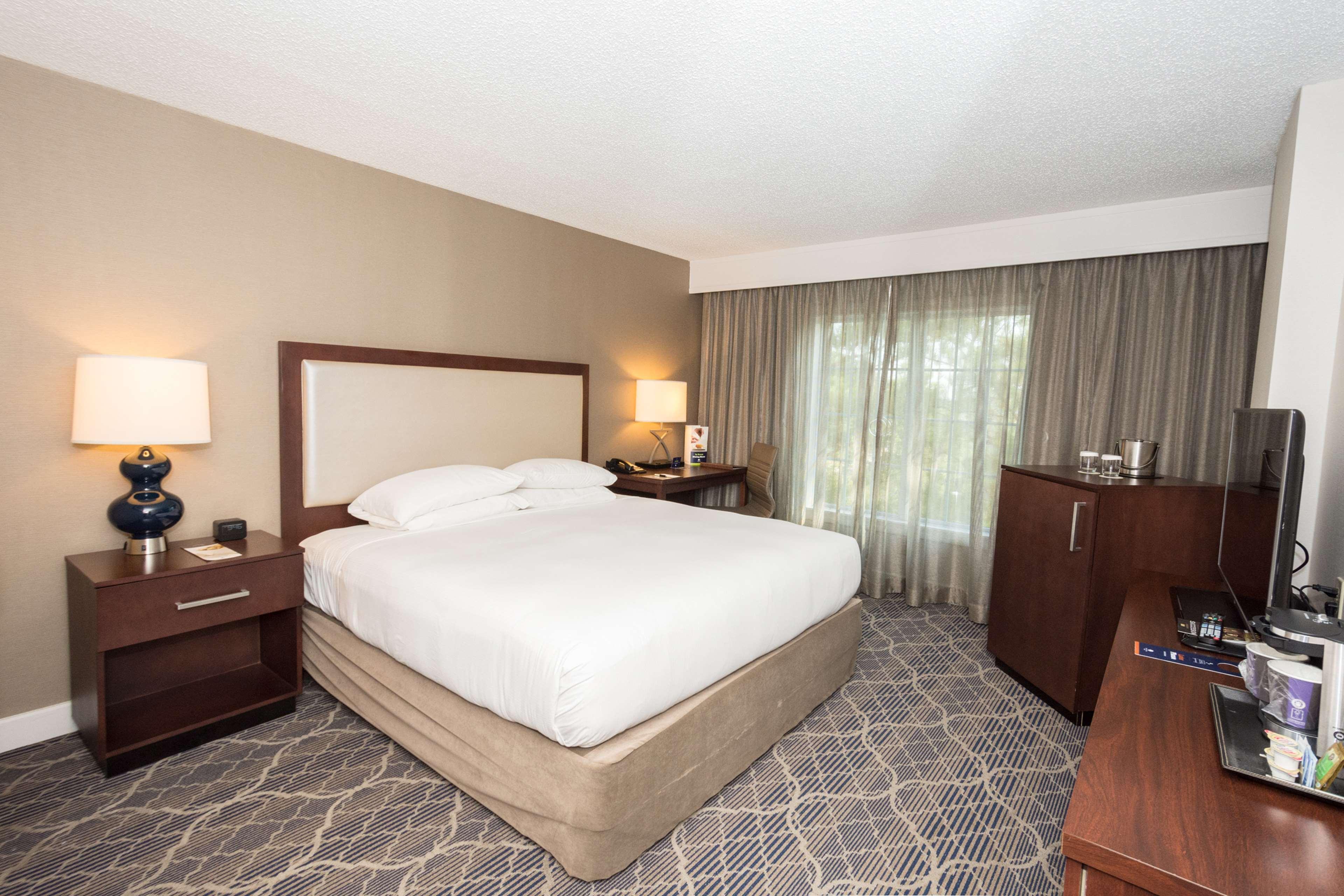 Doubletree Suites By Hilton At The Battery Atlanta Smyrna Ngoại thất bức ảnh