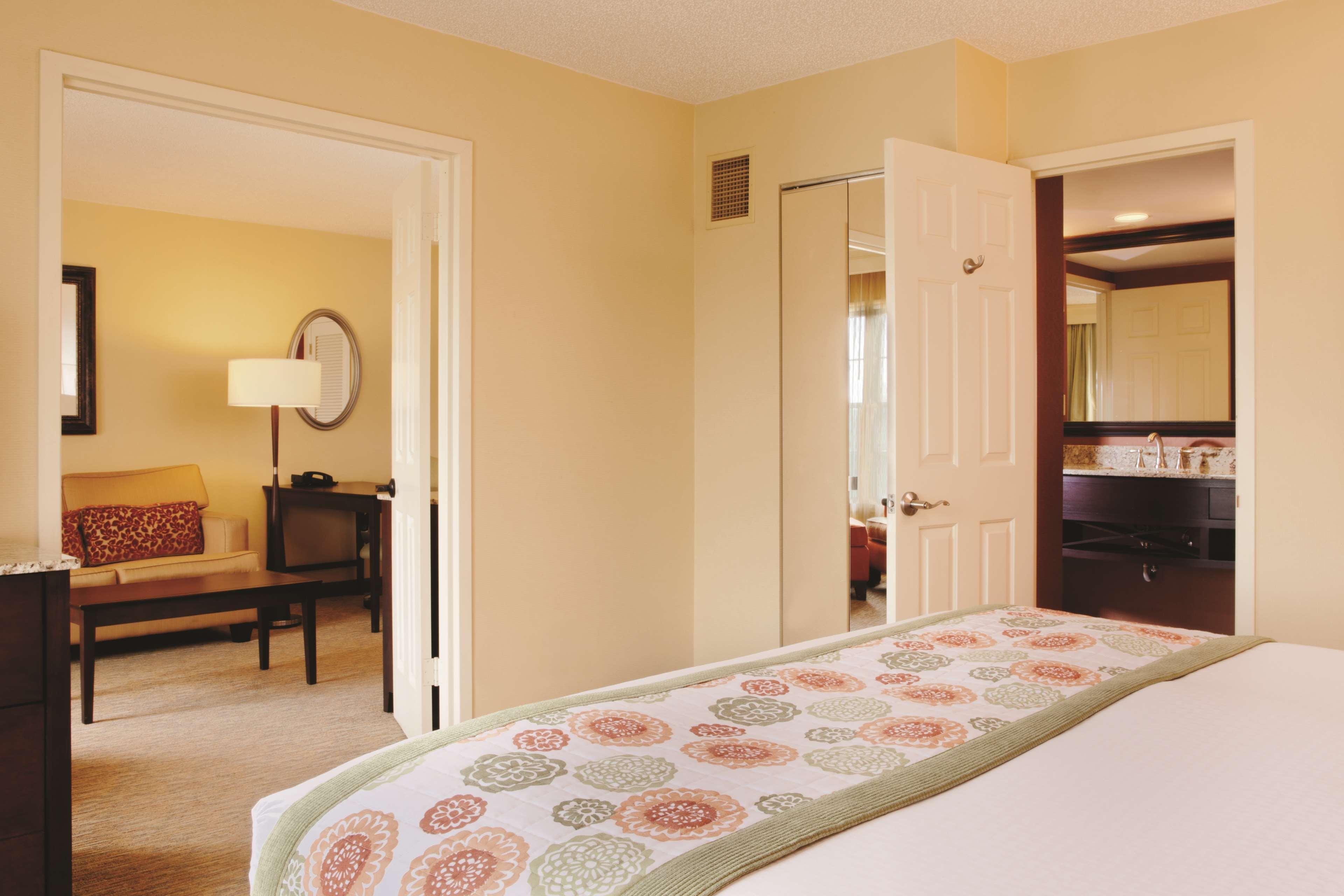 Doubletree Suites By Hilton At The Battery Atlanta Smyrna Ngoại thất bức ảnh