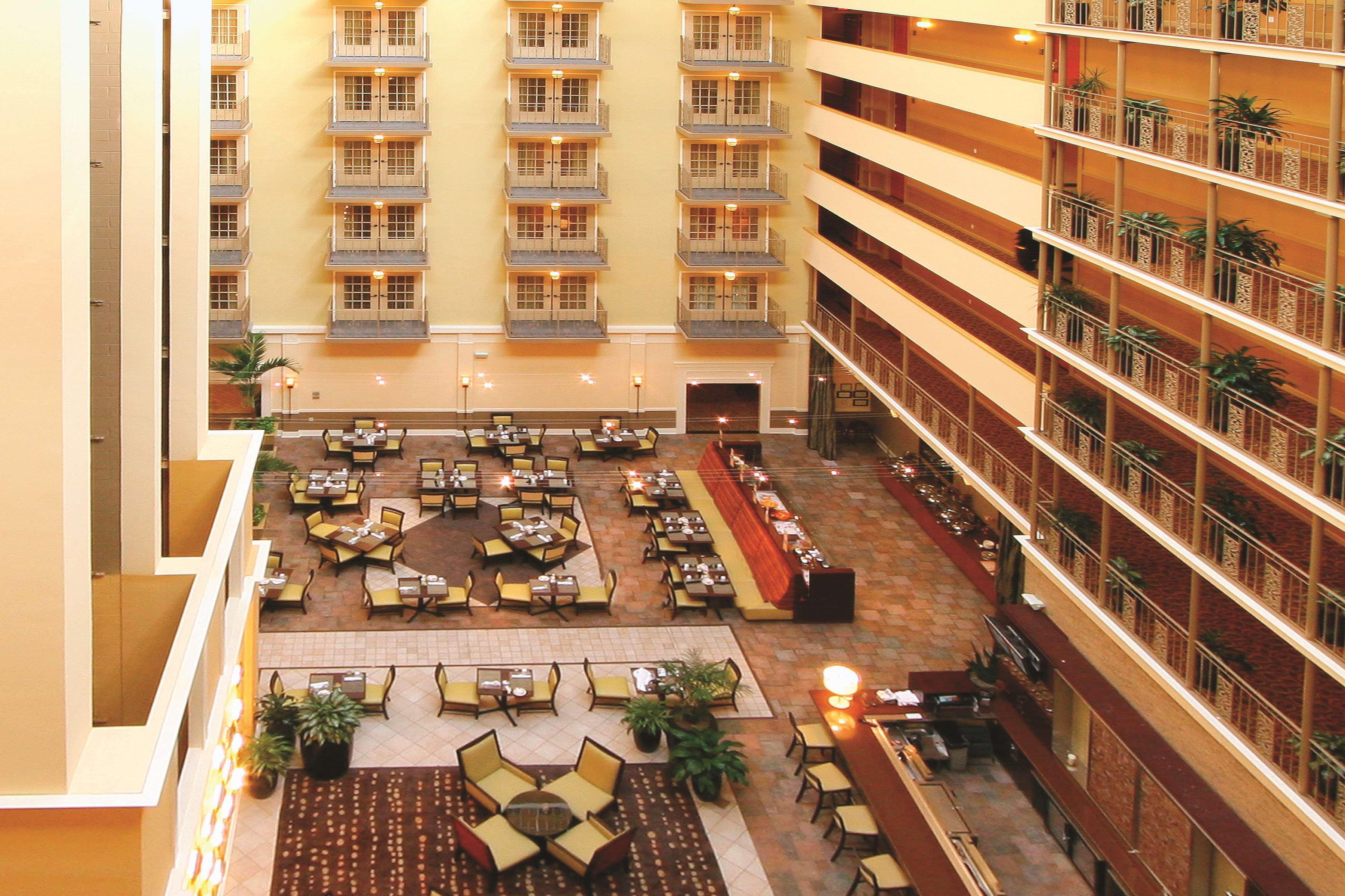 Doubletree Suites By Hilton At The Battery Atlanta Smyrna Ngoại thất bức ảnh