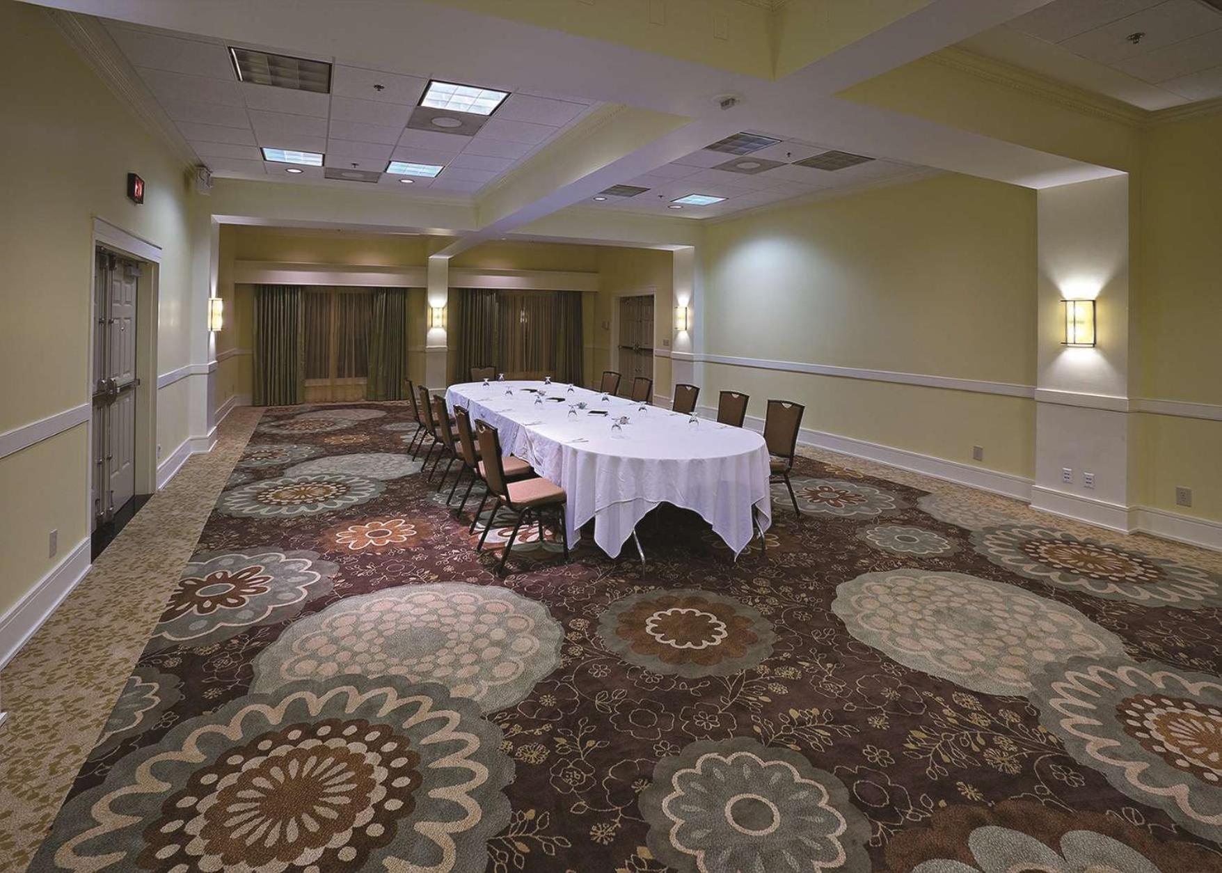 Doubletree Suites By Hilton At The Battery Atlanta Smyrna Ngoại thất bức ảnh